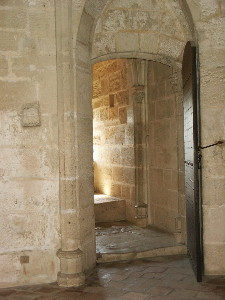 Une porte ouverte, pour ressortir ! Une porte, un passage, une pâque !